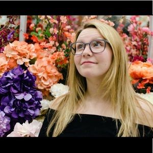 Meet your Posher, Molly